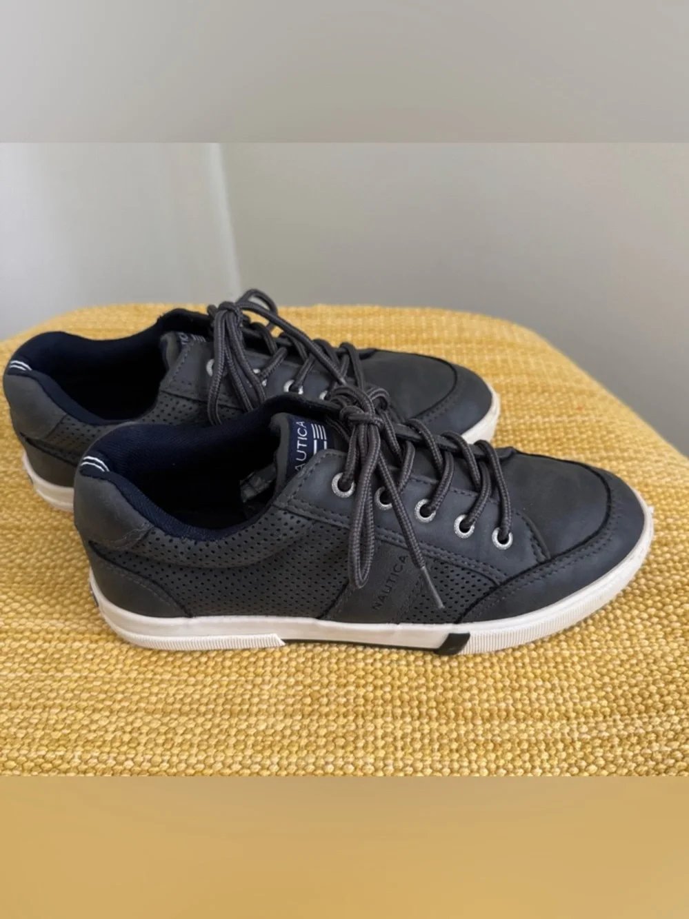 Nautica Boys Sneakers, Size 3